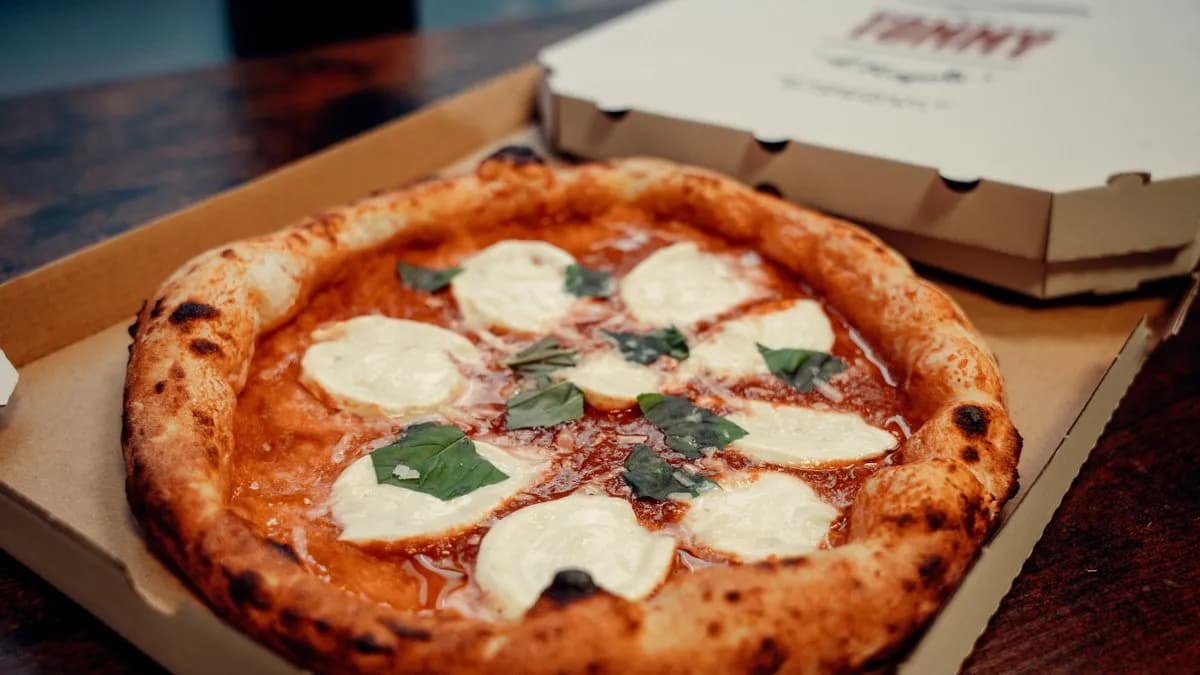 MARGHERITA CON BUFALA