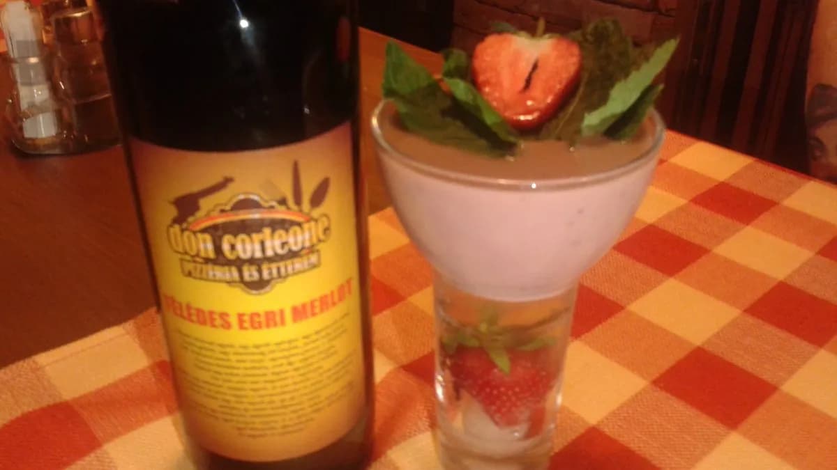 Hideg Eperkrémleves