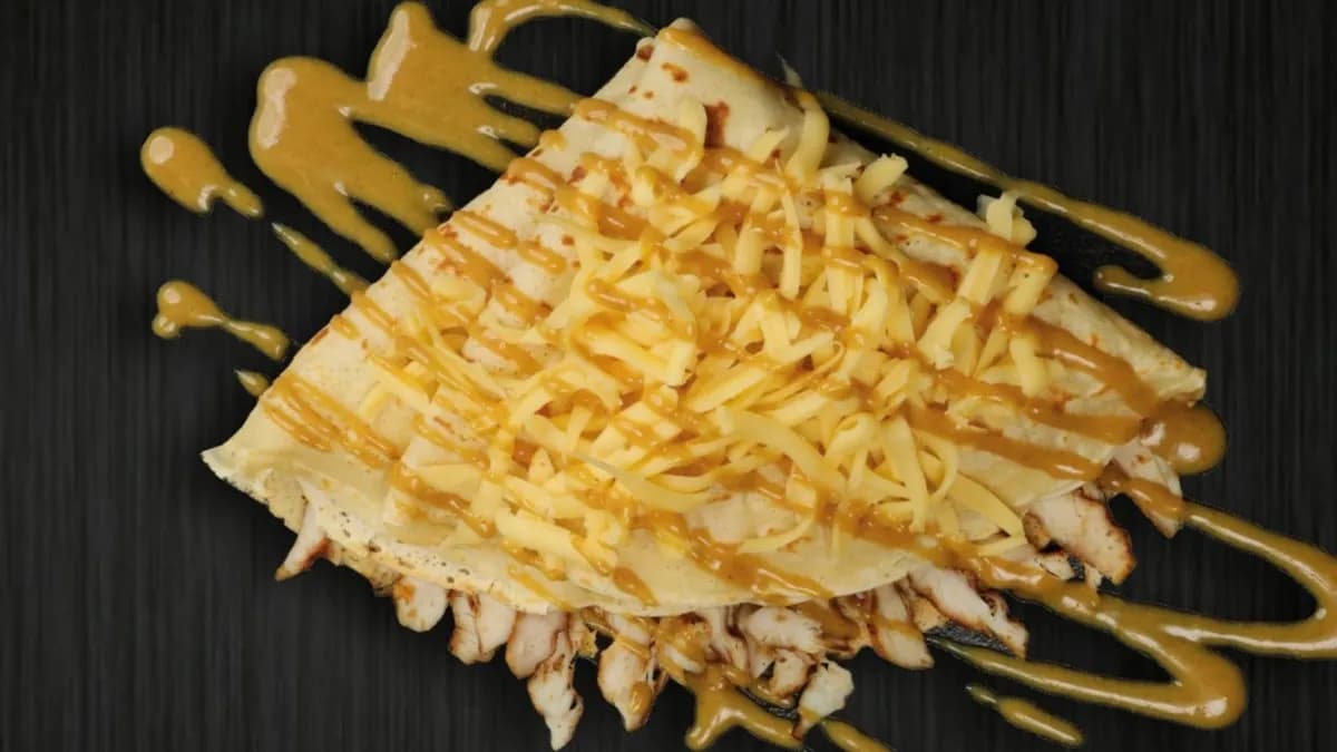 Mézes mustáros csirkés palacsinta