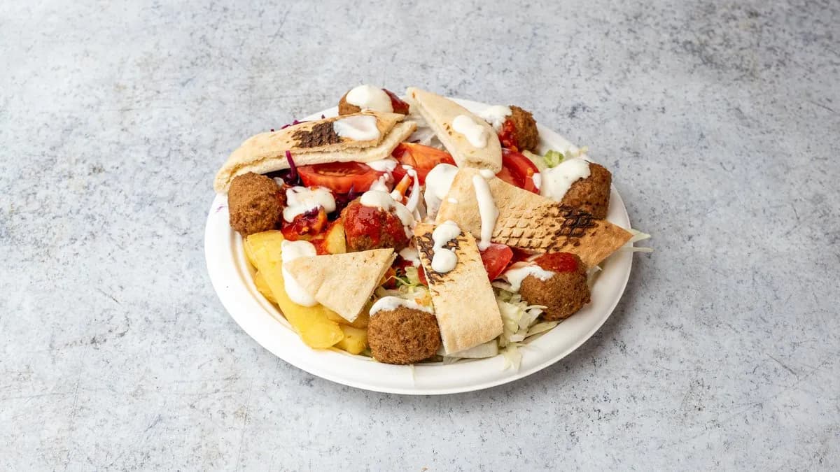 Falafel plate (Falafel tál)
