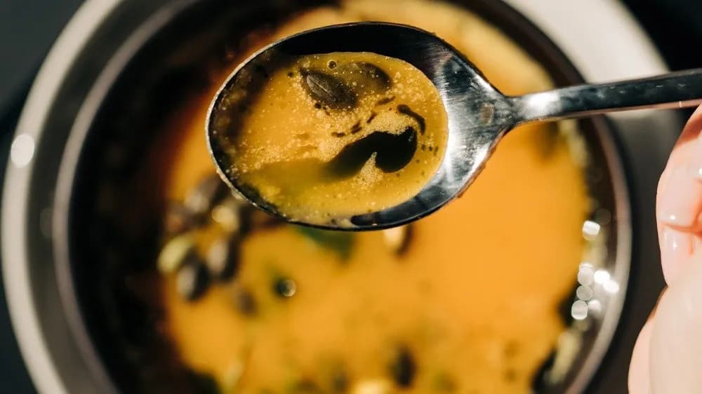 Chilis gyömbéres sütőtök krémleves, pirított tökmaggal