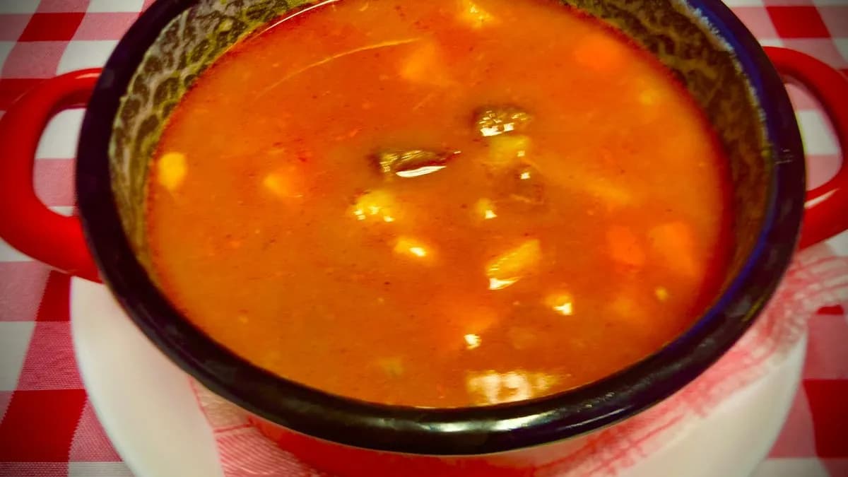 Gulyásleves magyar tarkamarhából