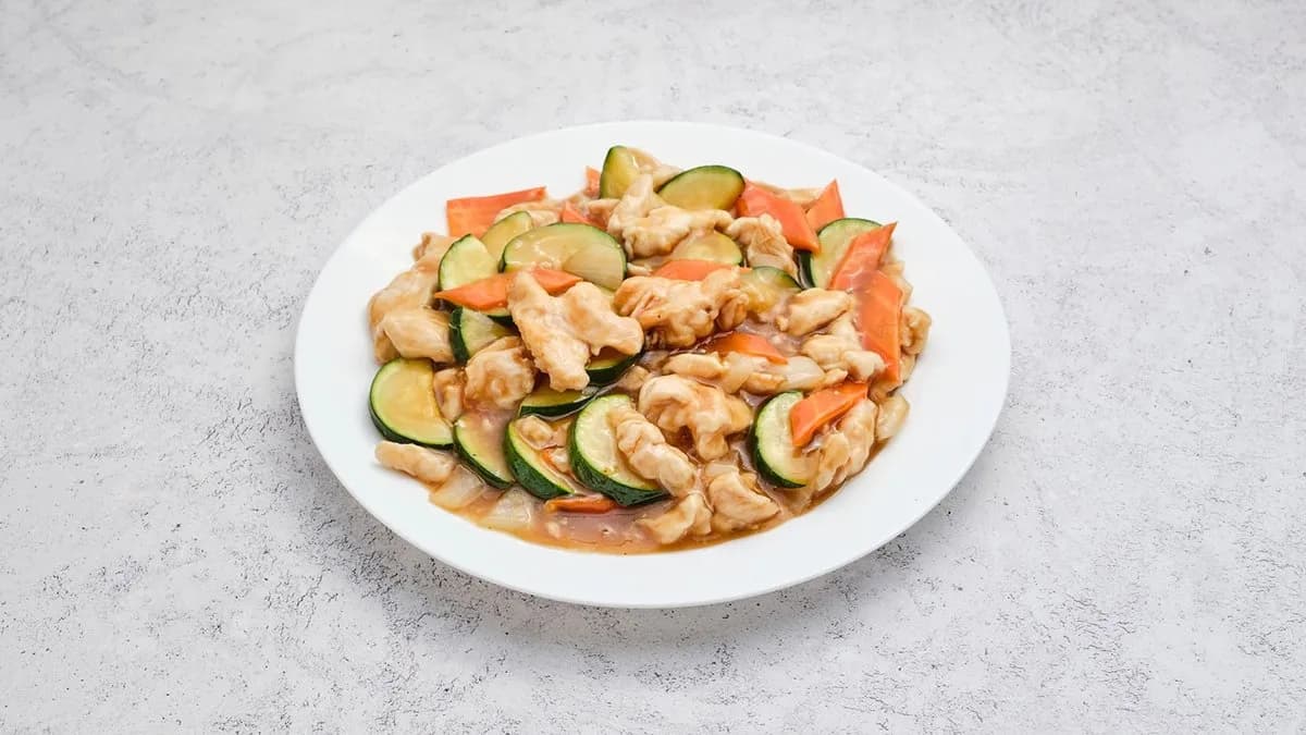 Cukkinis csirke menü