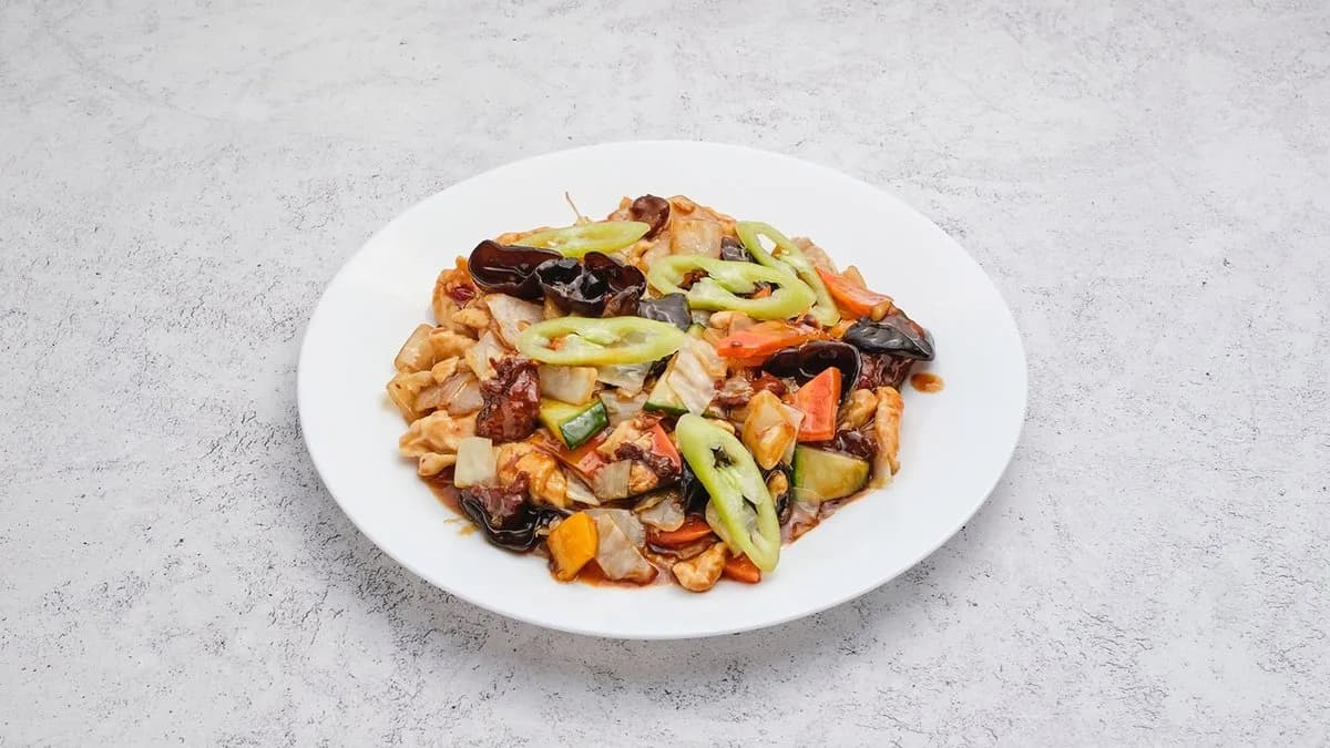 Nyolc kincs mártás menü