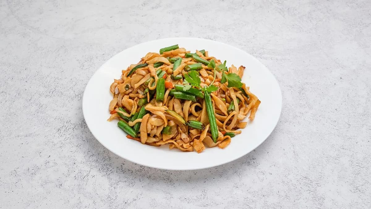 Pirított zöldbabos kézzel sodort tészta