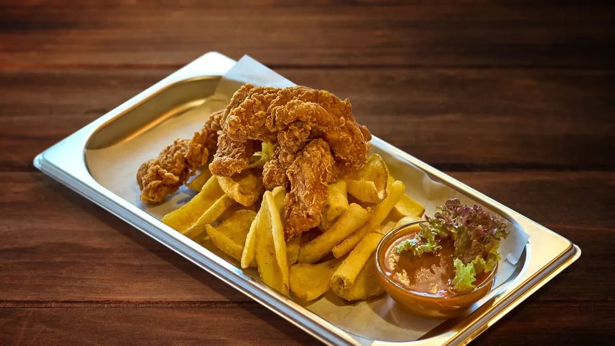 Hot&Spicy Chicken Strips burgonyával, texas mártással