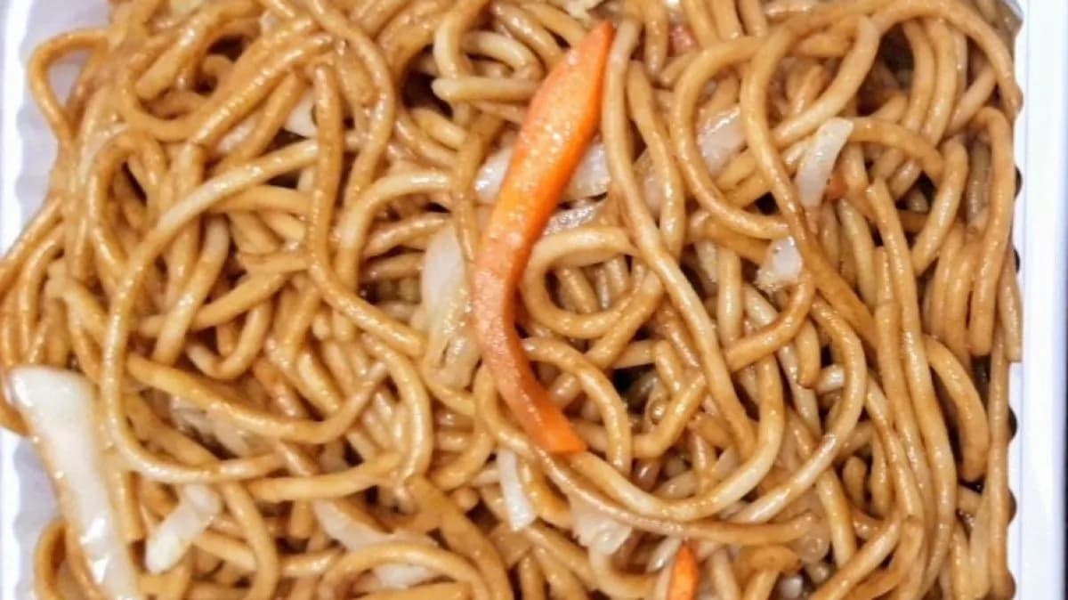 Piritott tészta zöldséggel/ Fried noodles with vegetables