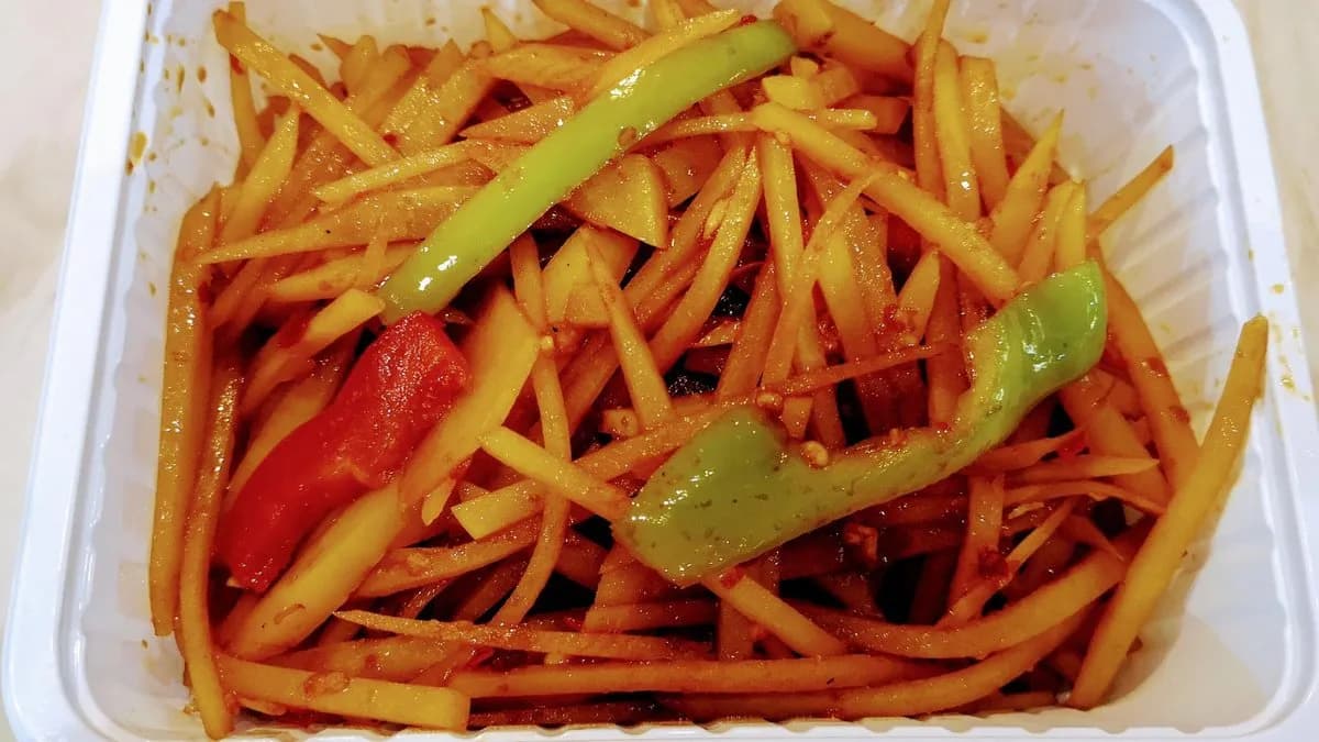 Csipős-savanyú burgonya szeletek