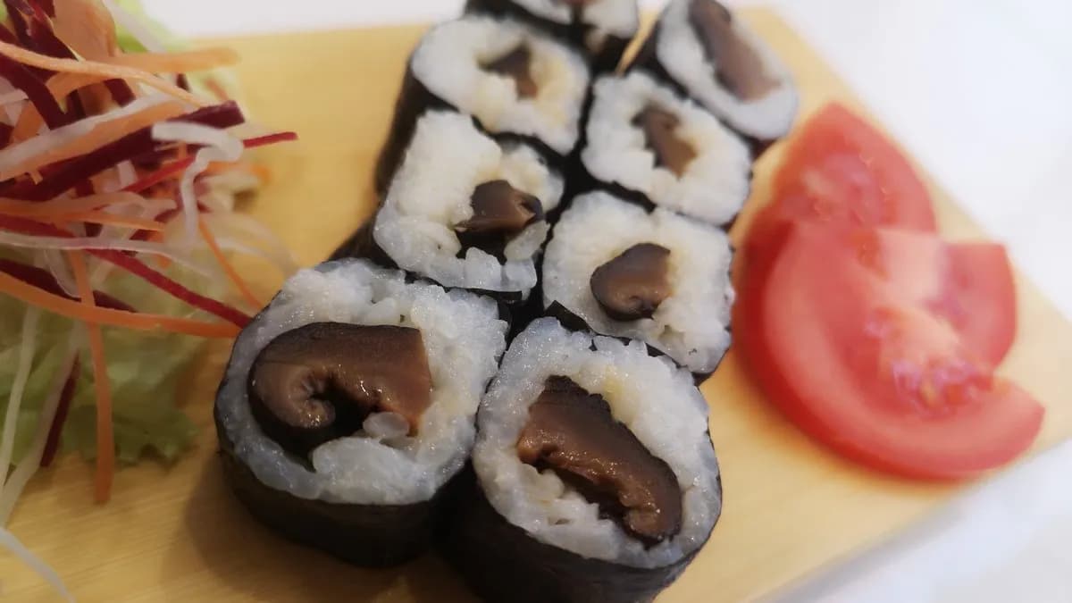 Shitake Maki