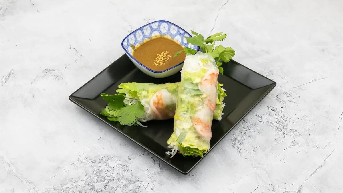 3. Nyári tekercs - Gỏi cuốn tôm