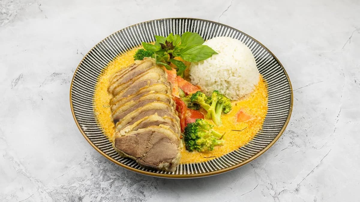 23. Currys ételek párolt rizzsel - Cơm cà ri