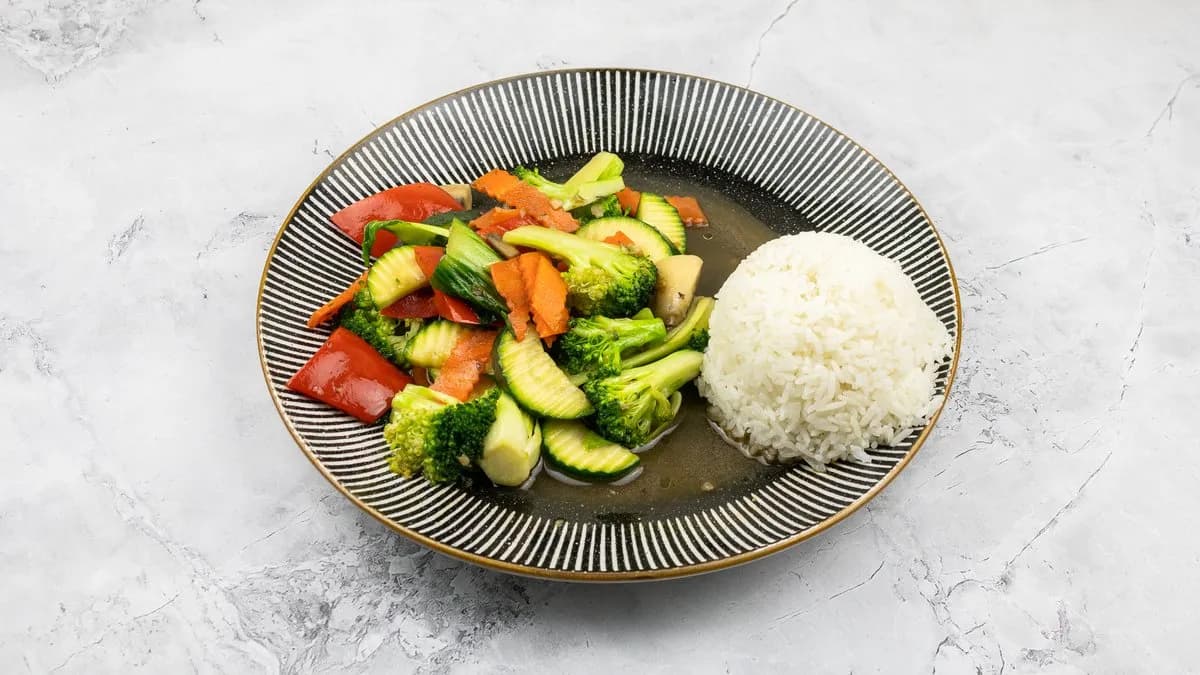 24. Vegyes párolt zöldségek - Rau củ xào thập cẩm