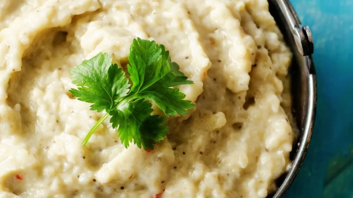 Házi padlizsánkrém pirítóssal, zöldségekkel (V)