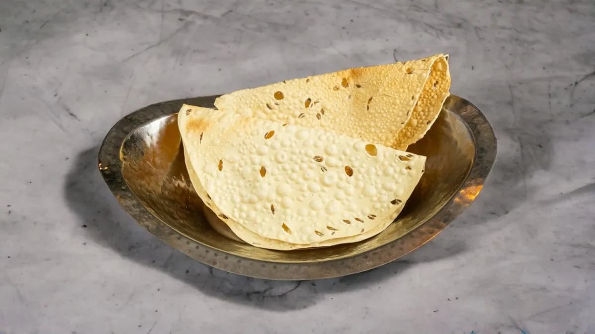 7. Jeera Pappad 2 pieces (LF+GF)