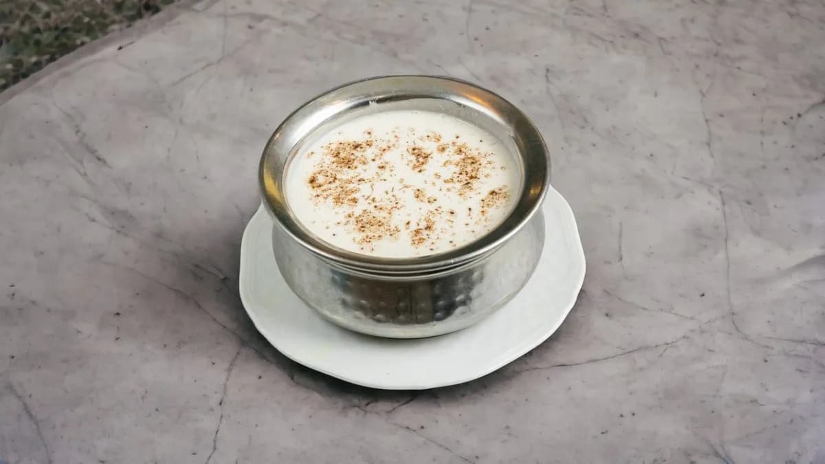 118. Plain Yoghurt(Sima joghurt)