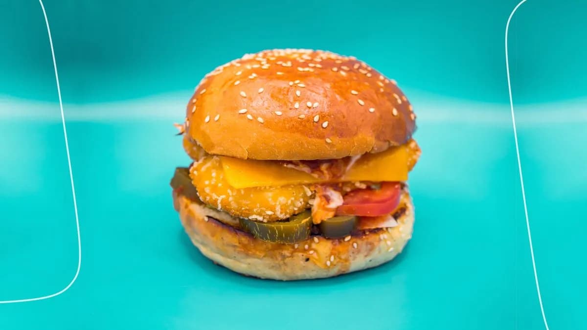 THE ANGRY BIRD BURGER