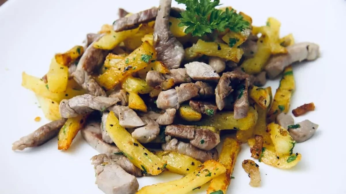 Csirkebrassói baconnel