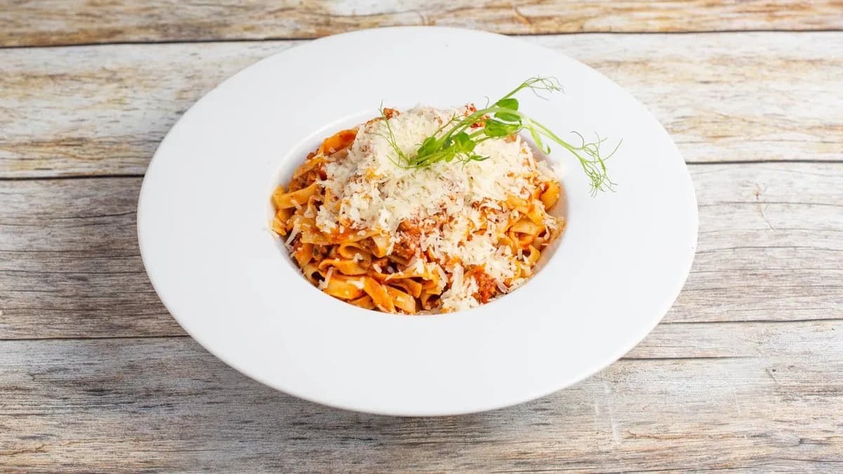 Fettuccine Bolognese