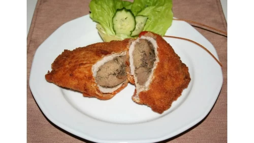 Csirkemájjal töltött borda