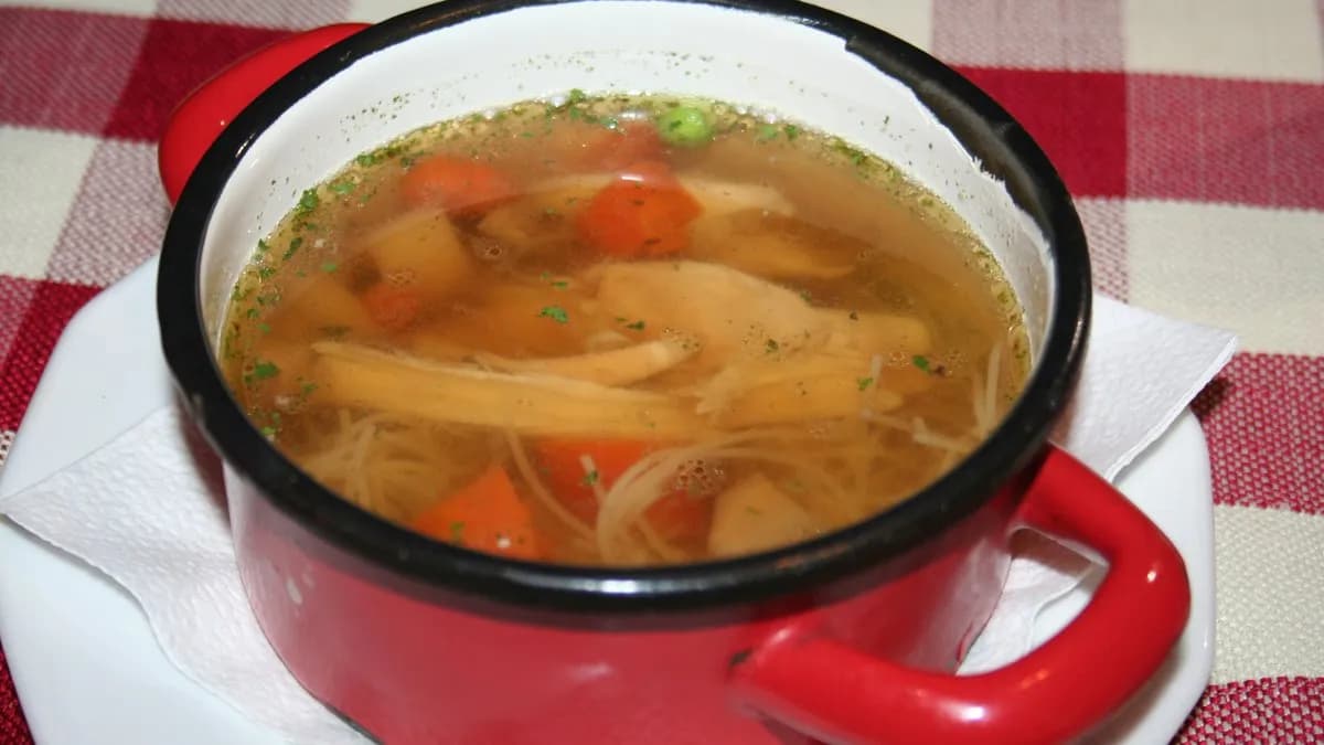 Újházi tyúkhúsleves