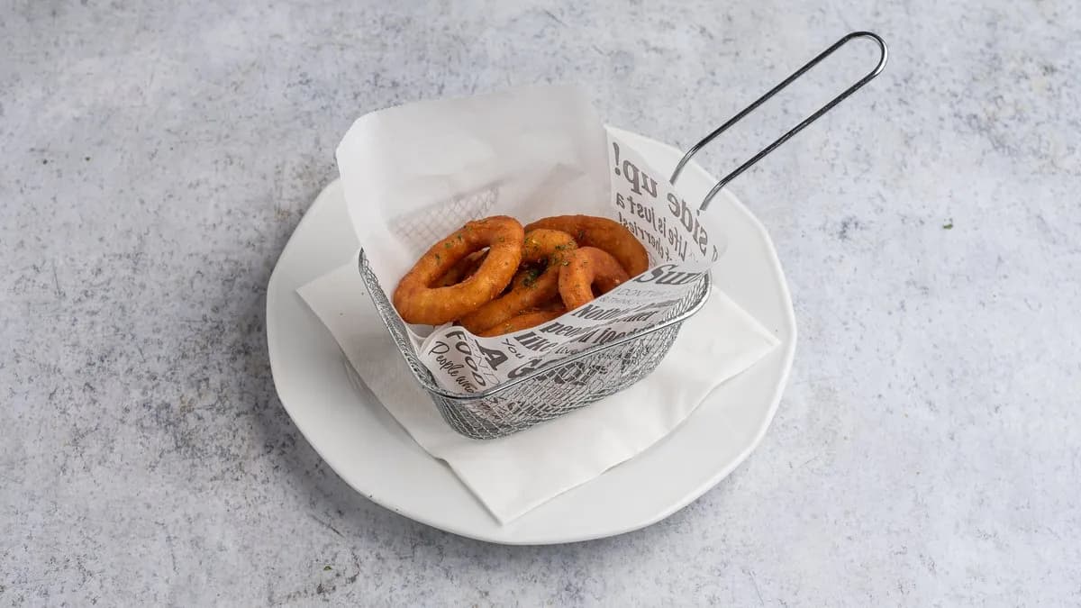 Fried Calamary (6 pcs)