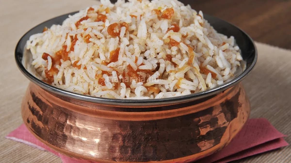 Hagymás rizs különlegesség (Special Onion Rice)