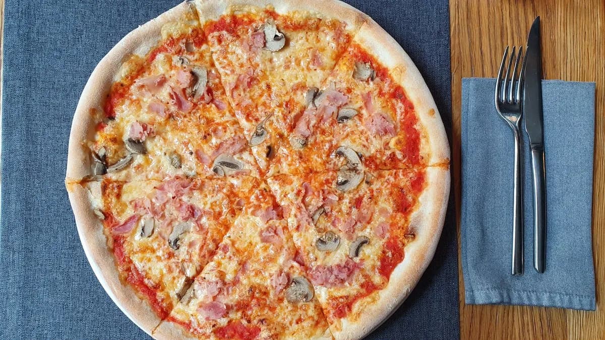 PROSCIUTTO E FUNGHI20cm