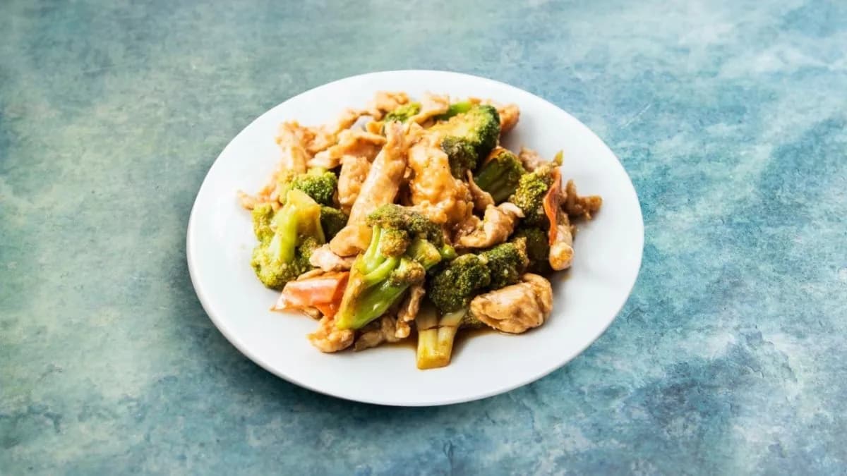 05 Brokkolis csirkehús