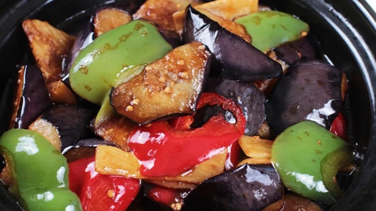 A87 : Zöldségekkel sült padlizsán