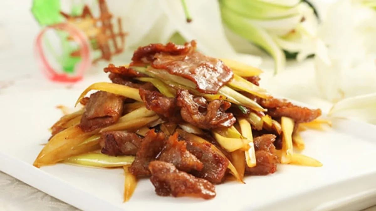 A55 : Marhahús hagymásan