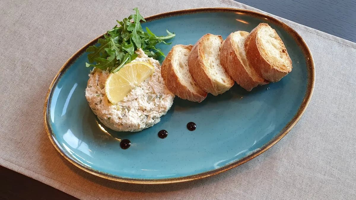 Füstölt pisztráng tatár pirítóssal