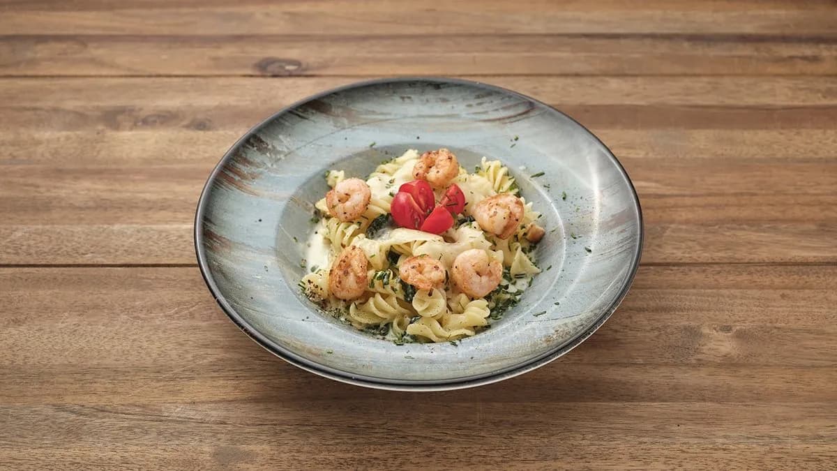 Tejszínes-parajos fussili rákkal