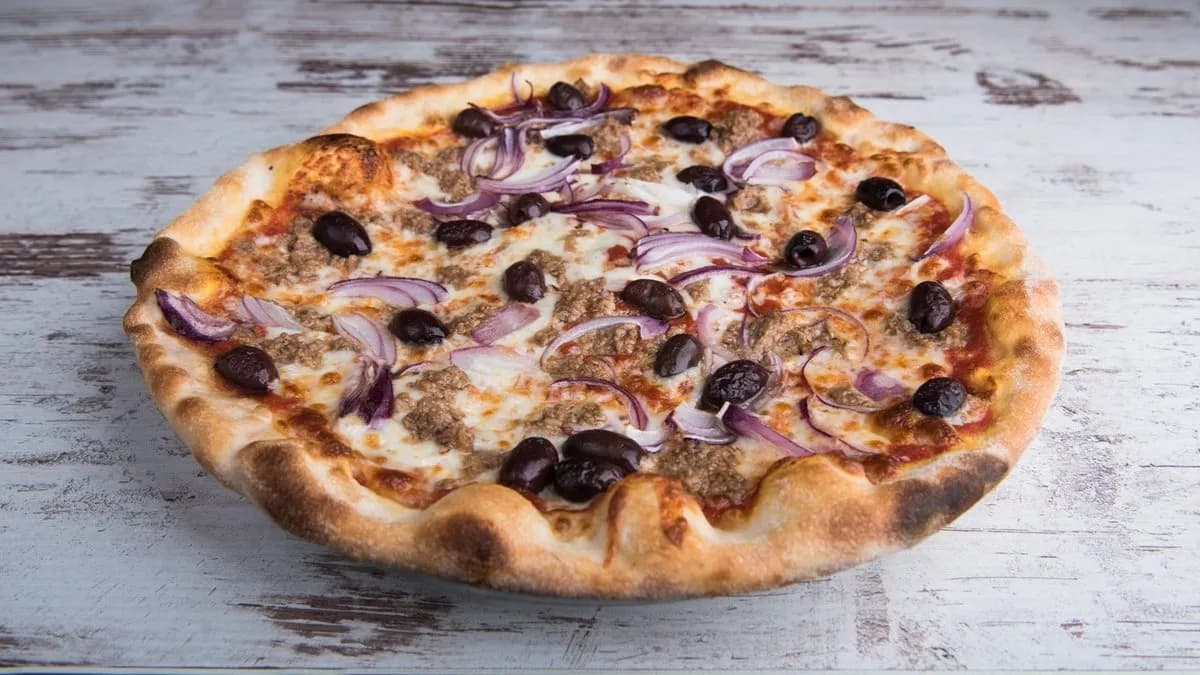 Tonno e cipolla Pizza