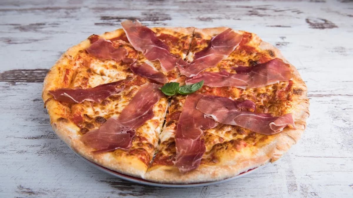 Crudo di parma Pizza