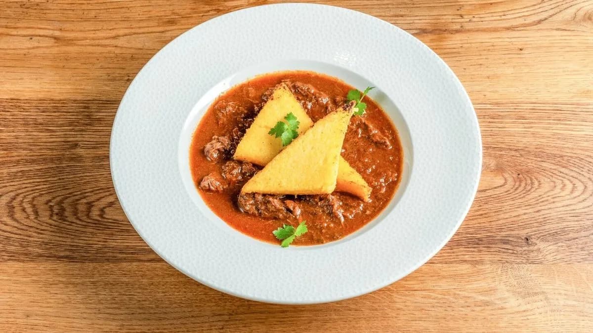 MARHAPOFA-RAGU CHIANTIVAL, PARMEZÁNOS POLENTA