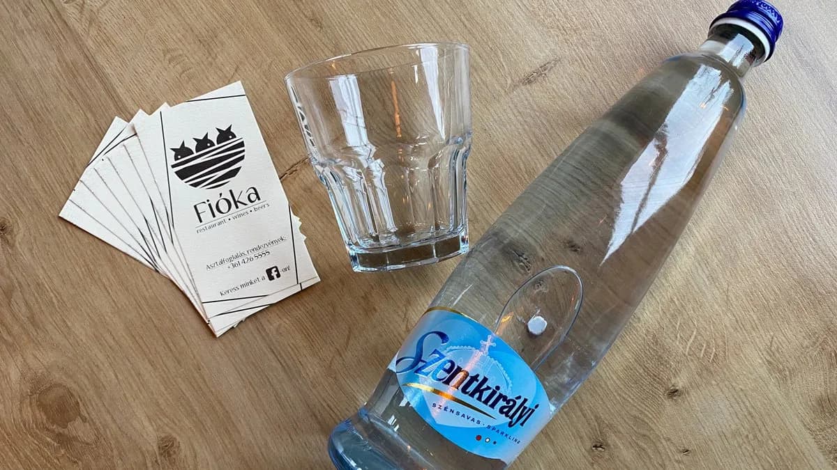 Szentkirályi 0,75L szénsavas víz