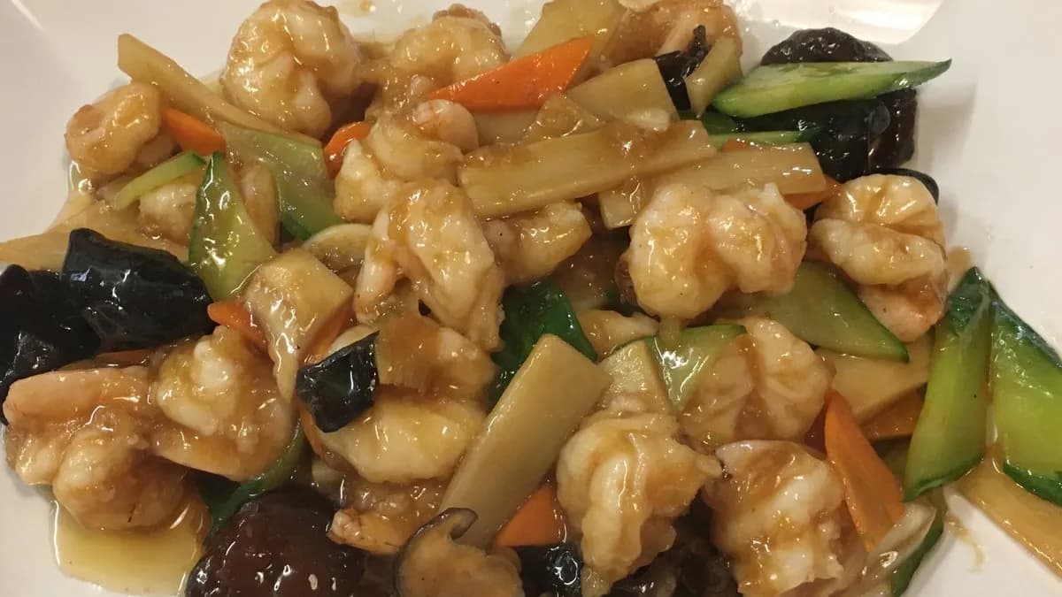 G06 Sült garnélarák vegyes zöldségekkel 什锦大虾