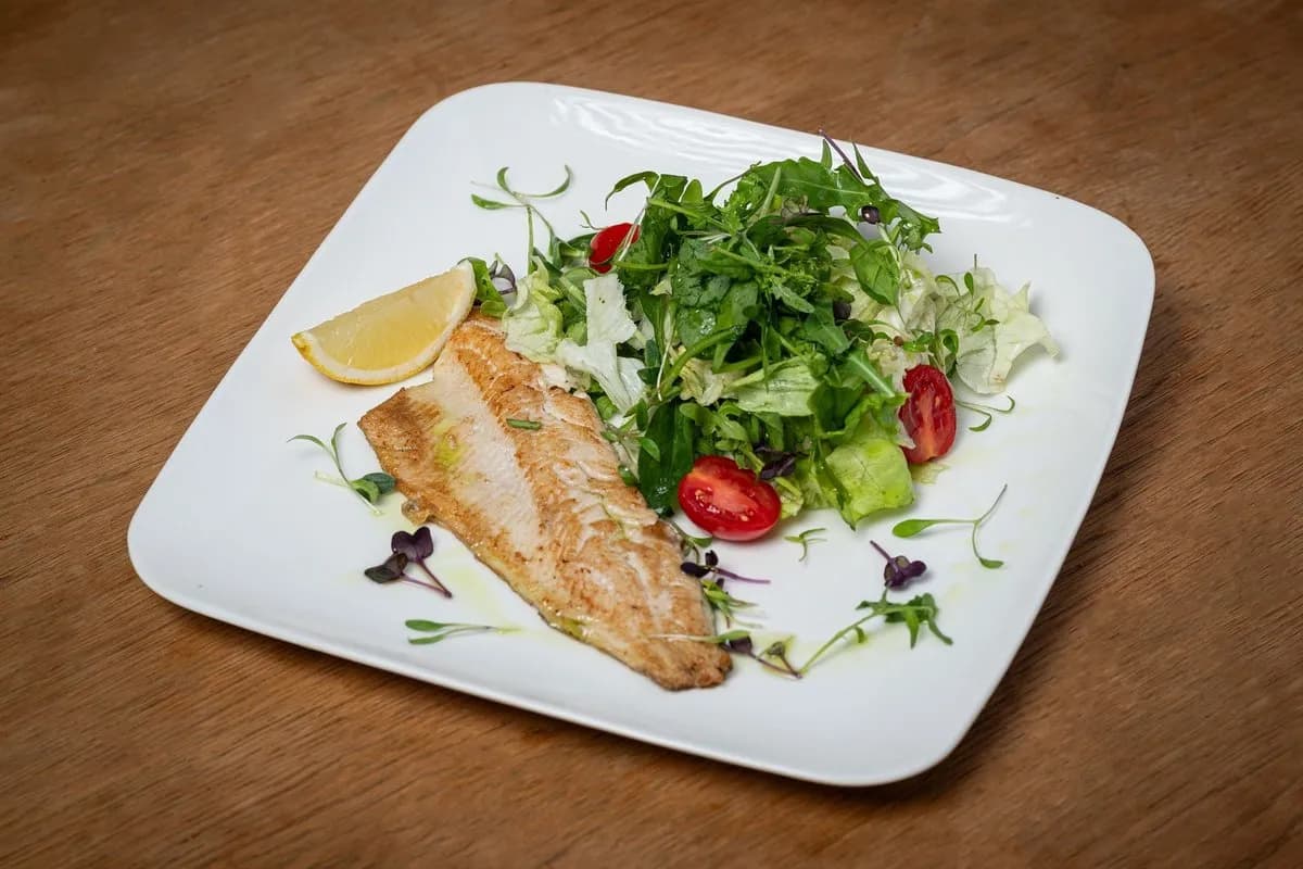 Roston sült pisztrángfilé