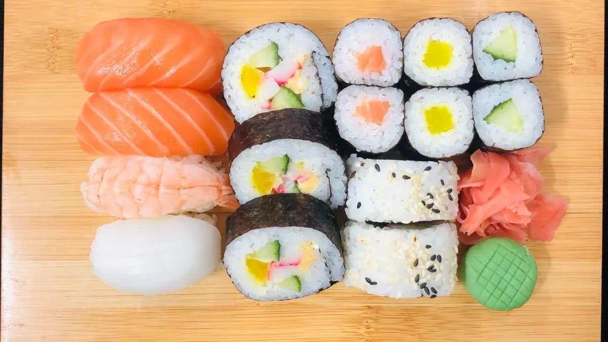 Maki-Nigiri mix 1.
