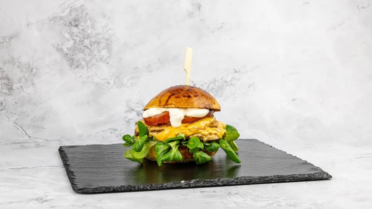 Roston Csirke Burger