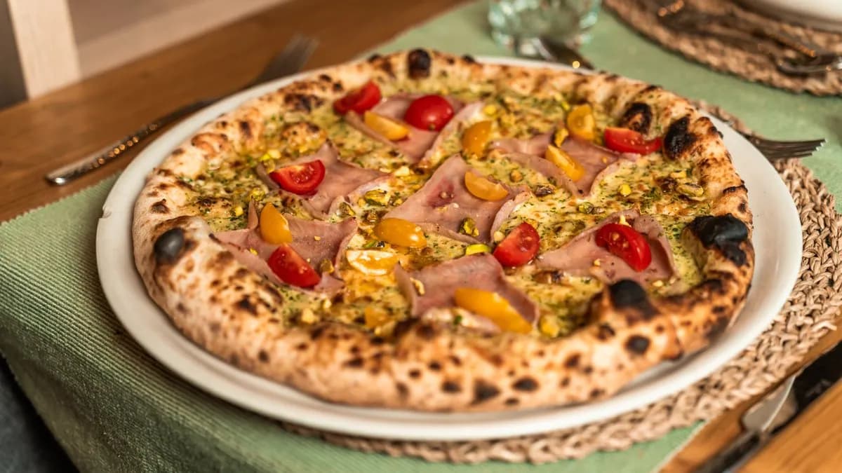 Pizza Pesto e Cotto