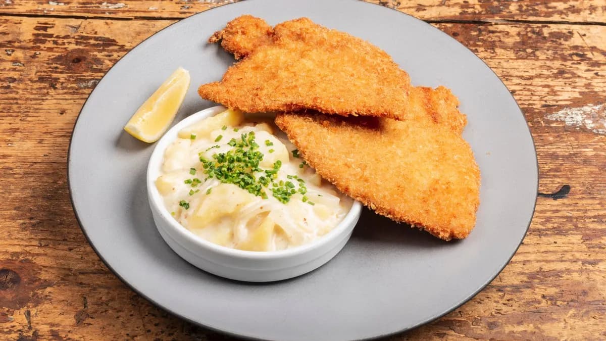 Borjú bécsi, burgonyasalátával