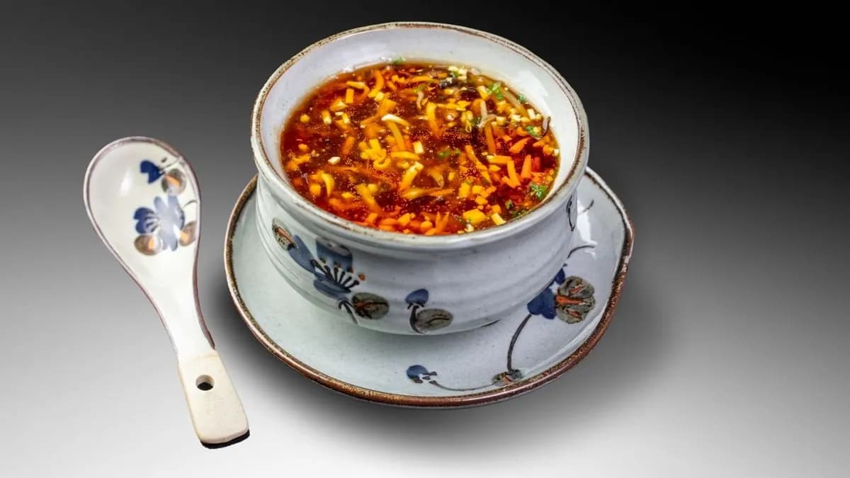 1. Híres Szecsuáni Csípős-Savanyú Leves