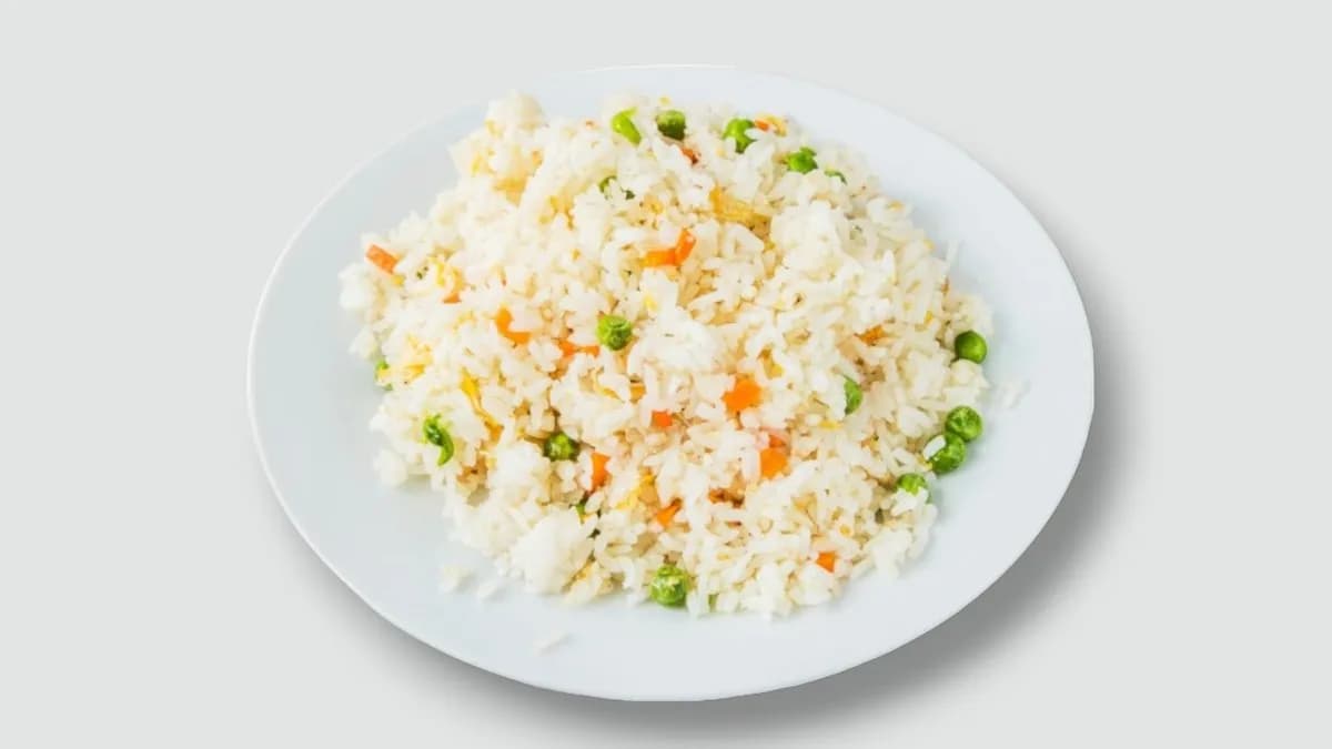 S18. Tojásos Zöldséges Pirított Rizs