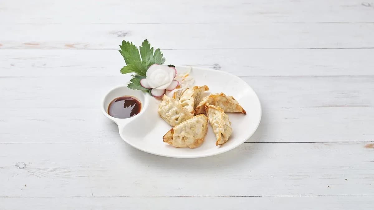 10. Chicken Gyoza / Csirke Gyoza