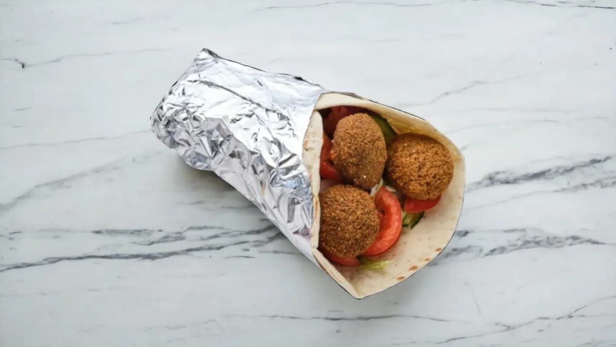Falafel tortillában