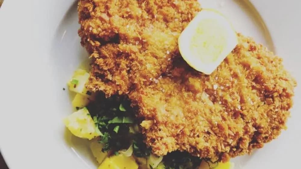 Bécsi szelet, osztrák burgonyasaláta