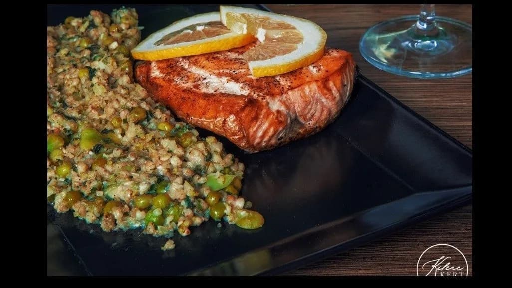 Lazac Steak Zöldséges Hajdinával