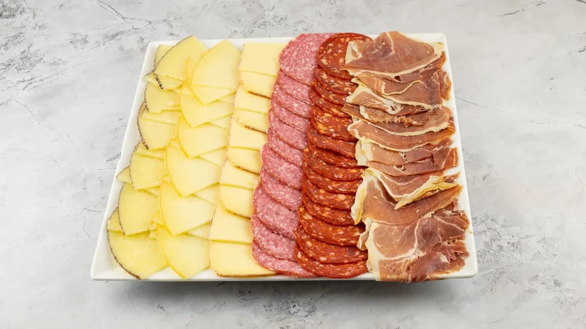 Gran Tabla de Jamones, Quesos y Embutidos (6 pax)