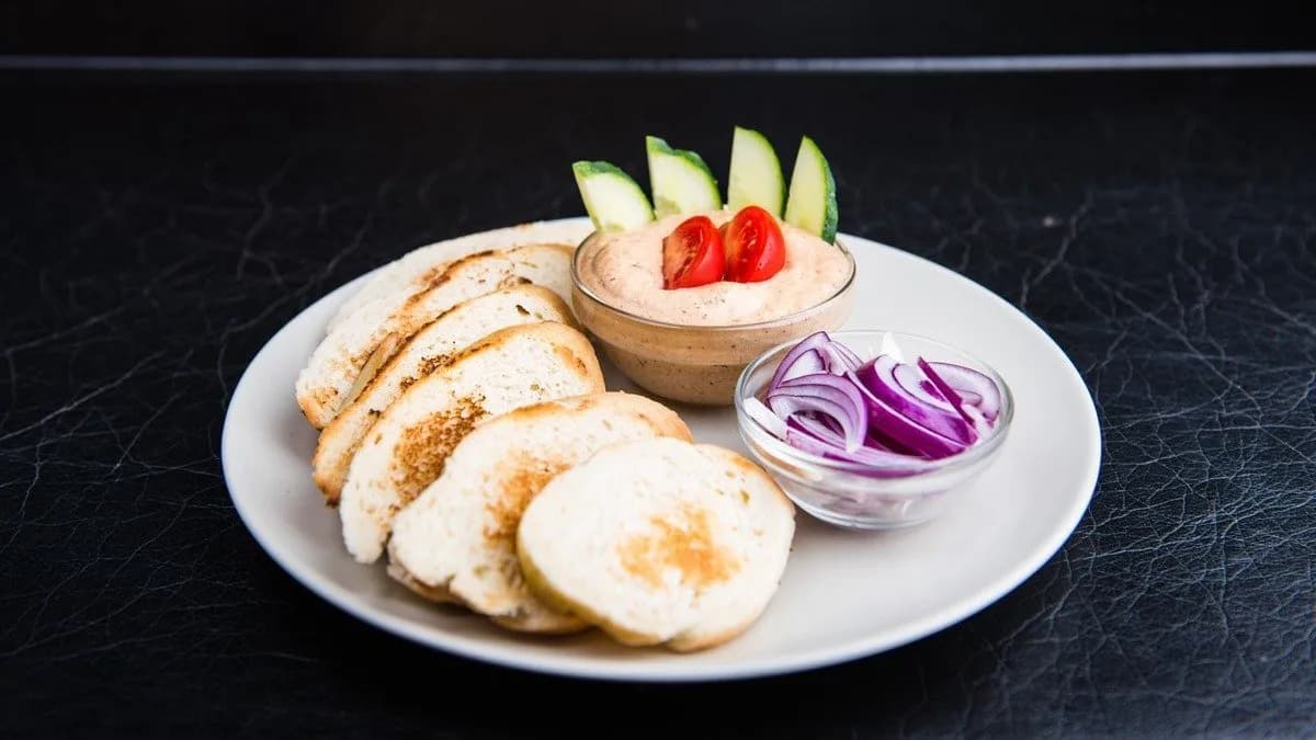 Cukkinis Padlizsánkrém pirítóssal